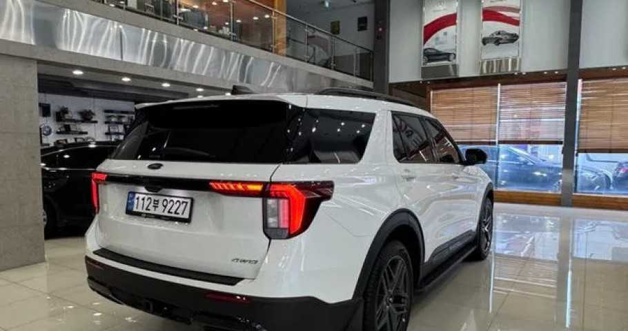 Ford Explorer 