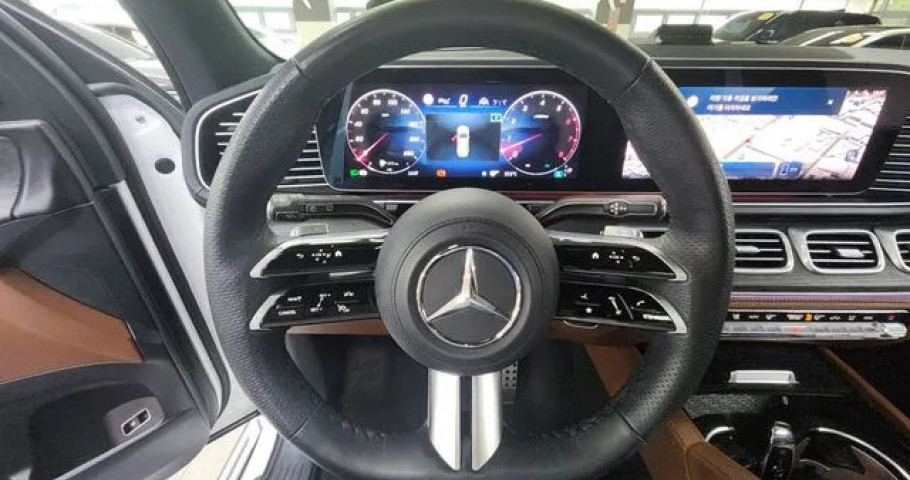Mercedes-Benz Gls-Class 