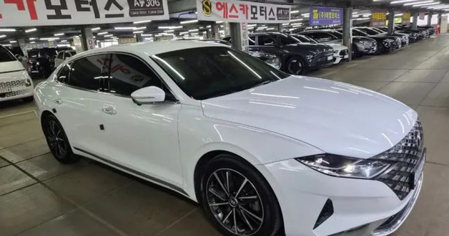 Hyundai Grandeur 