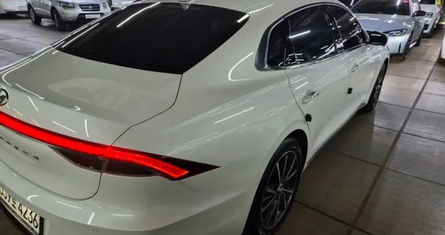 Hyundai Grandeur 