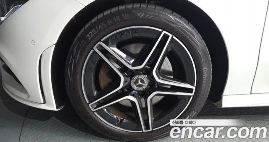 Mercedes-Benz Cla-Class 