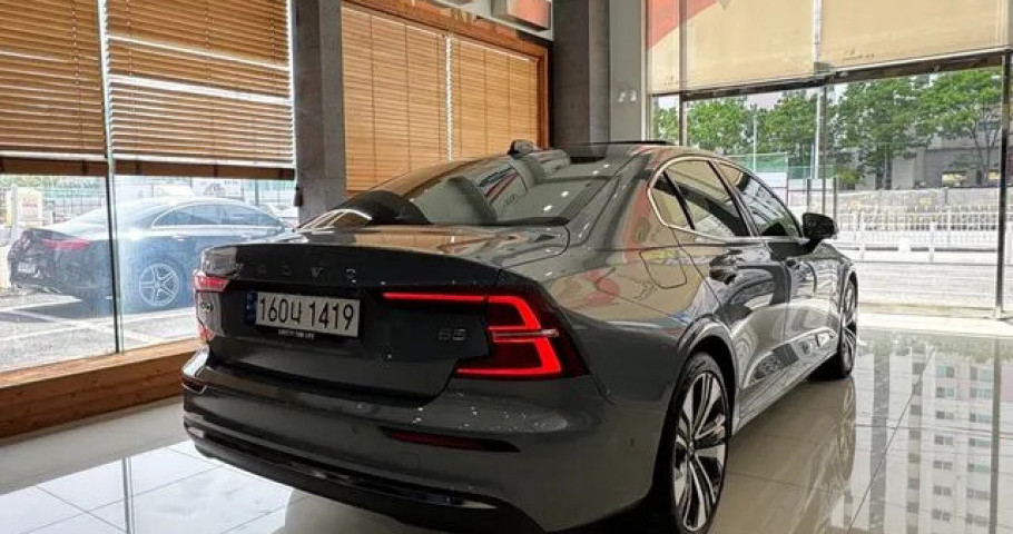 Volvo S60 