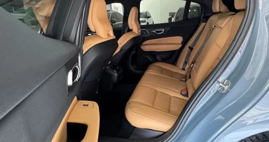Volvo S60 