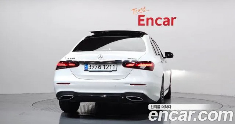 Mercedes-Benz E-Class 
