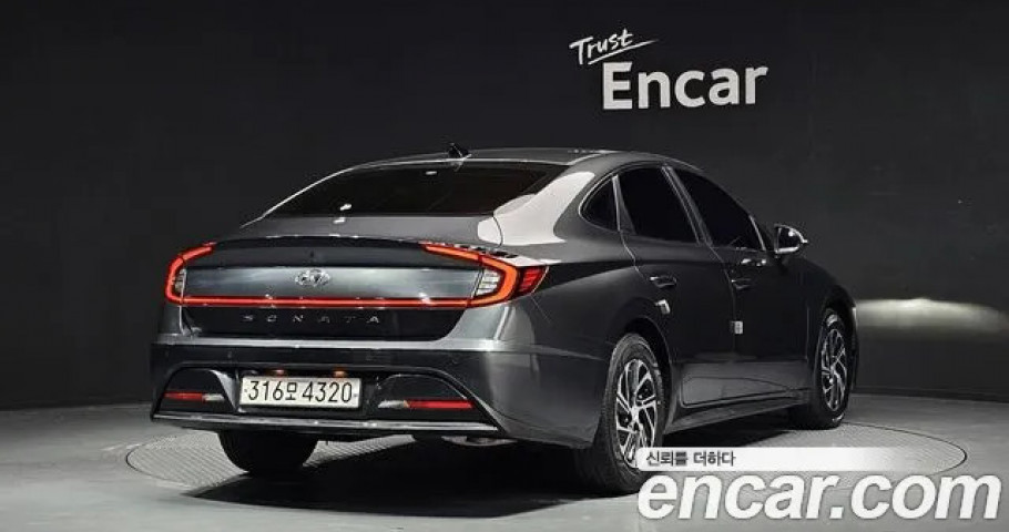 Hyundai Sonata 