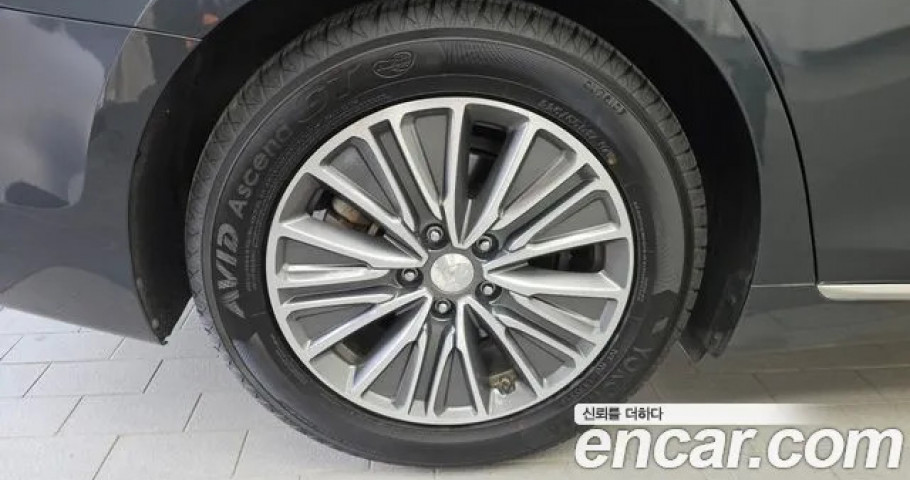 Hyundai Grandeur 