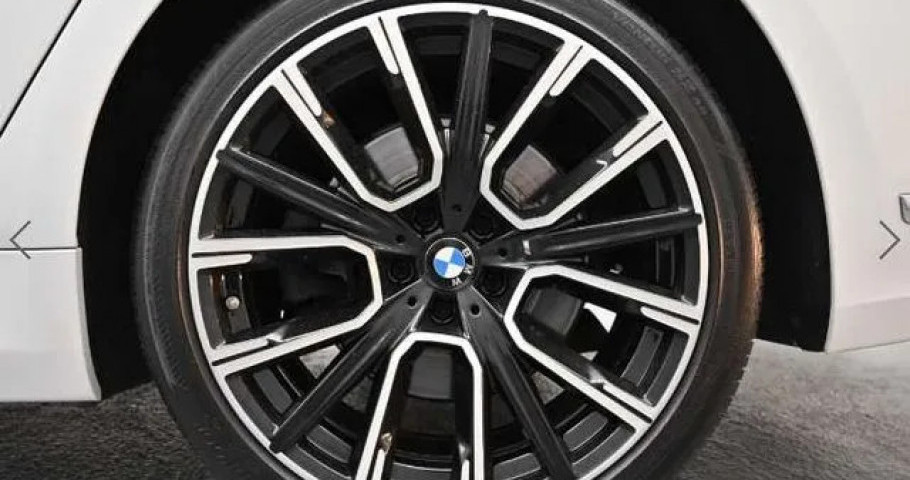 Bmw 7-Series 