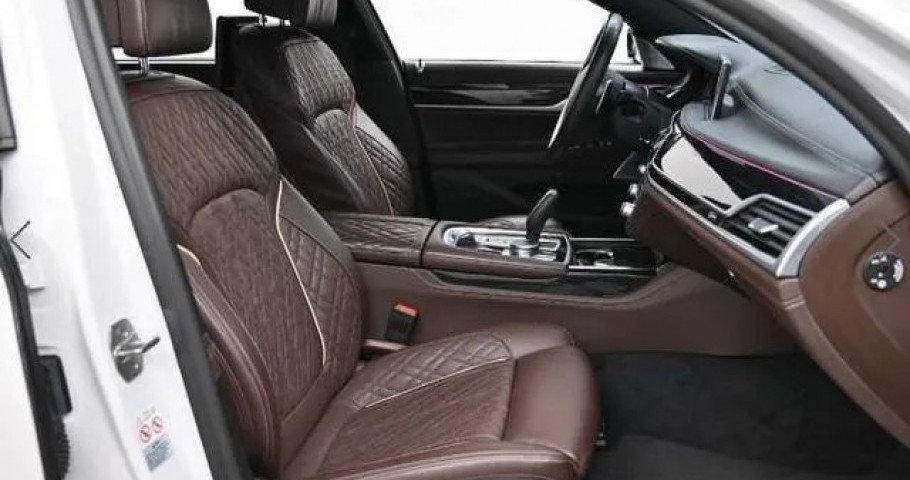 Bmw 7-Series 