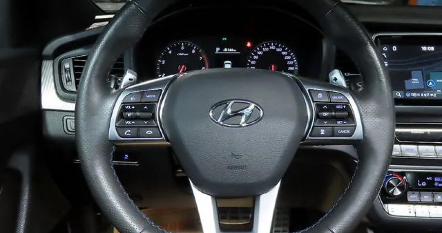 Hyundai Sonata 