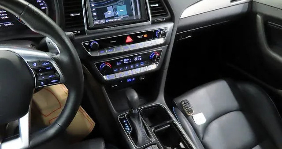 Hyundai Sonata 