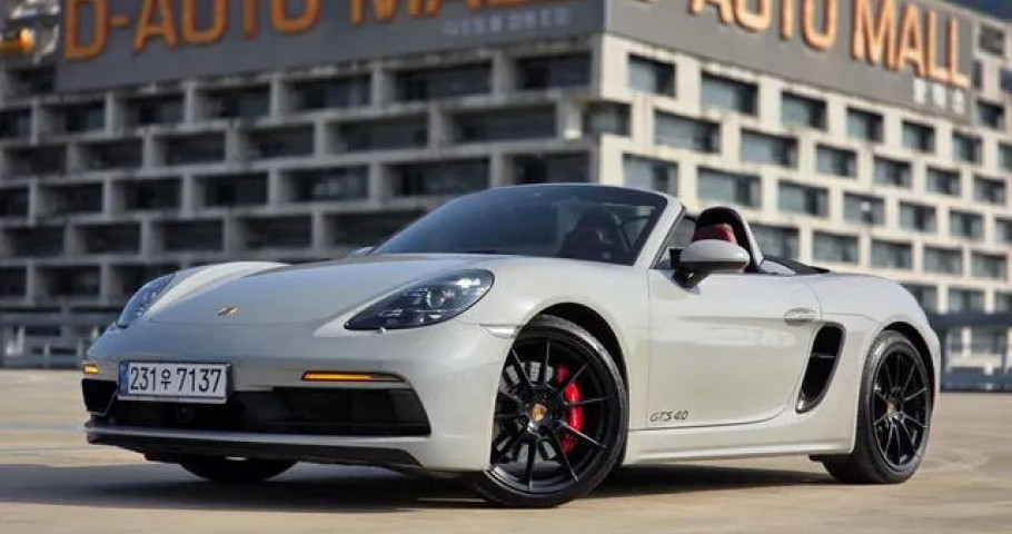 Porsche 718 