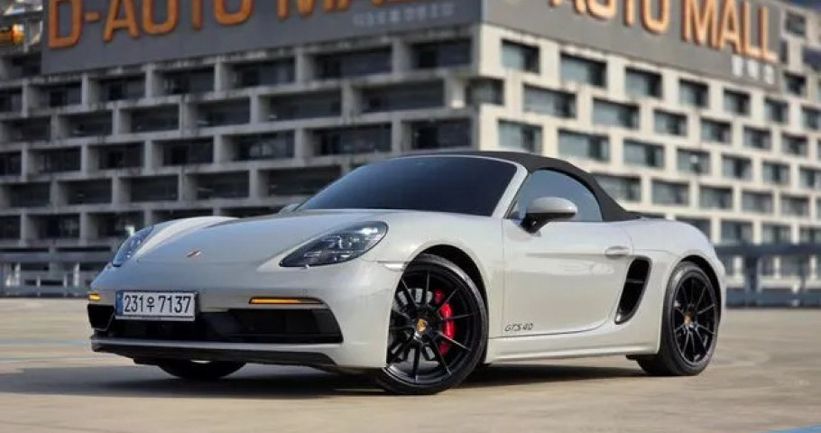 Porsche 718 