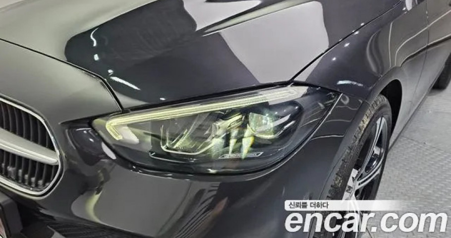 Mercedes-Benz C-Class 