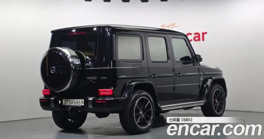 Mercedes-Benz G-Class 