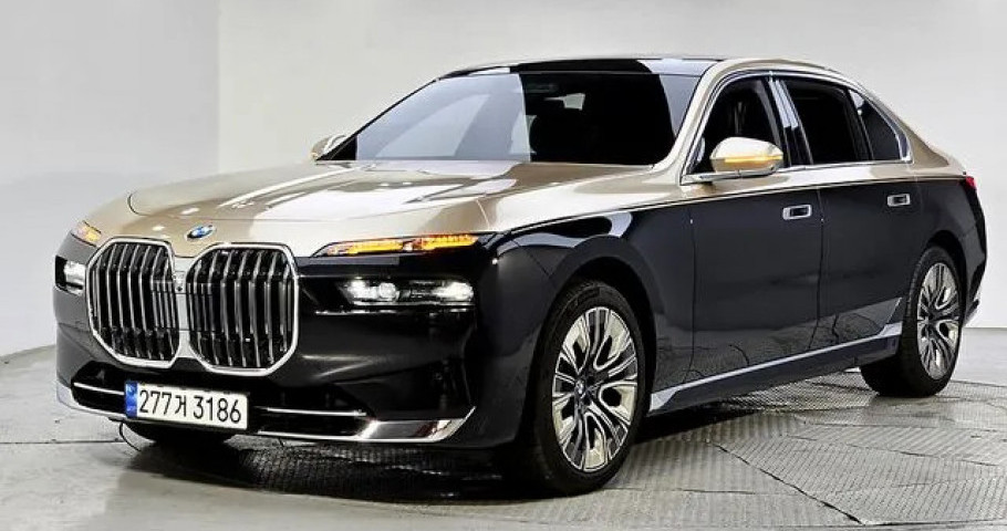 Bmw 7-Series 