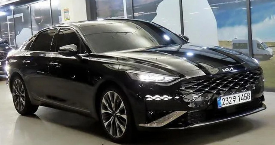 Kia K8 