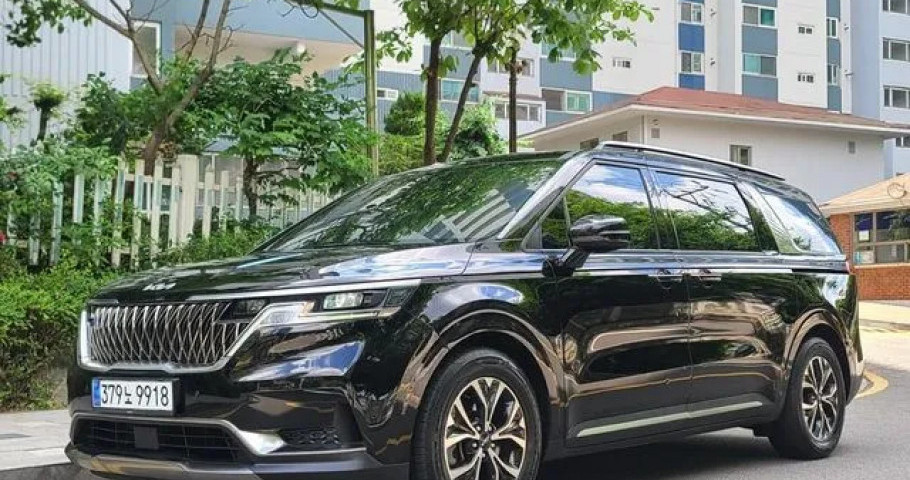 Kia Carnival 