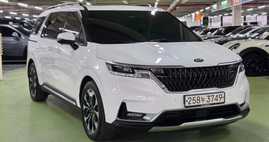 Kia Carnival 