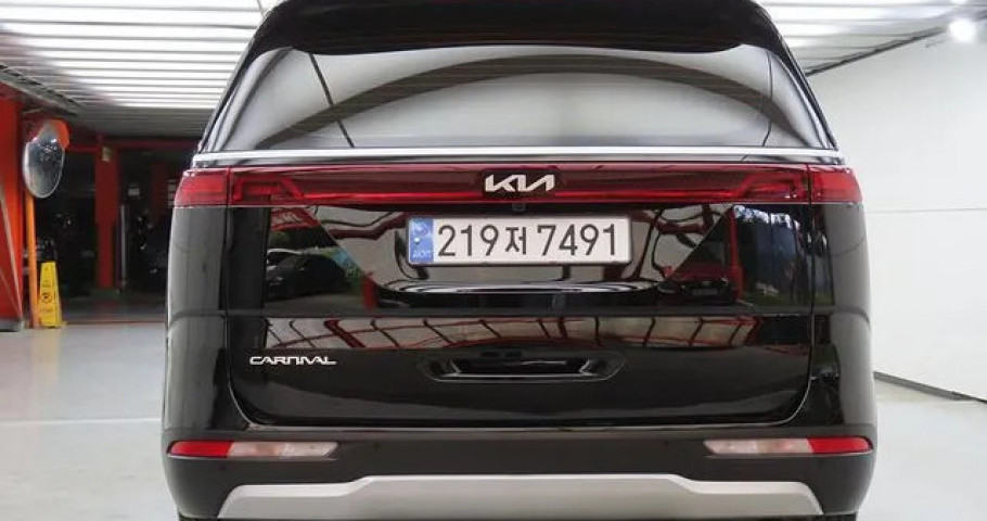 Kia Carnival 