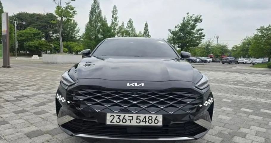 Kia K8 