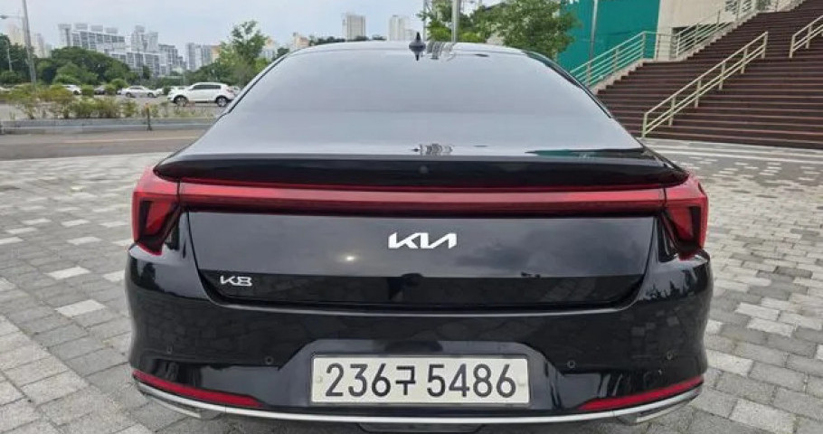 Kia K8 