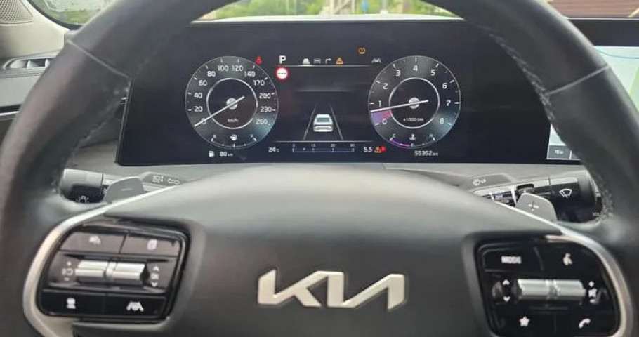 Kia K8 