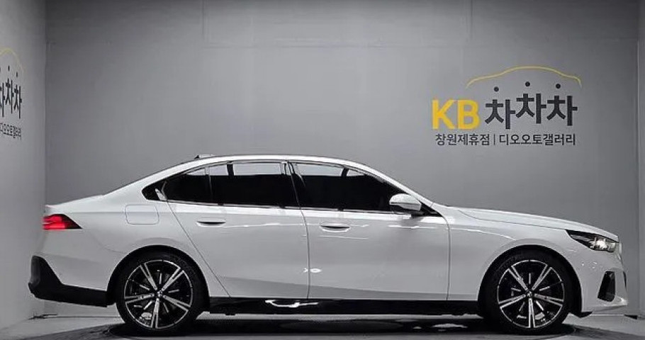 Bmw 5-Series 
