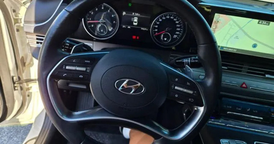 Hyundai Grandeur 