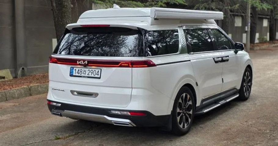 Kia Carnival 