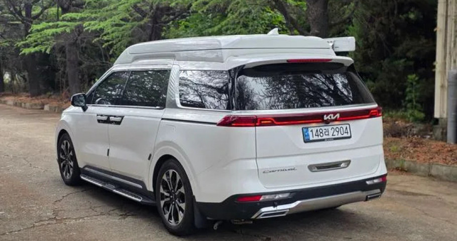 Kia Carnival 