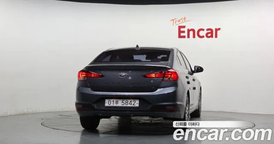 Hyundai Avante (Elantra) 