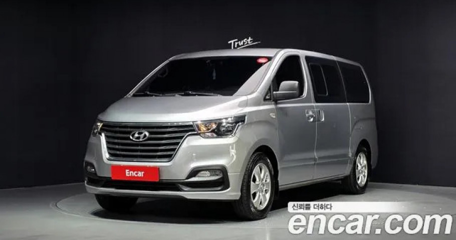 Hyundai Starex 
