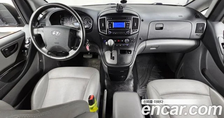 Hyundai Starex 