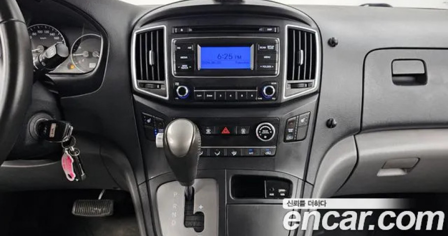 Hyundai Starex 