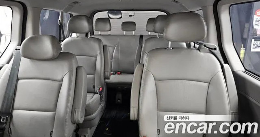Hyundai Starex 