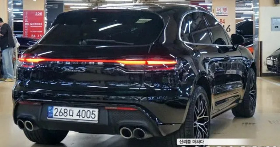 Porsche Macan 