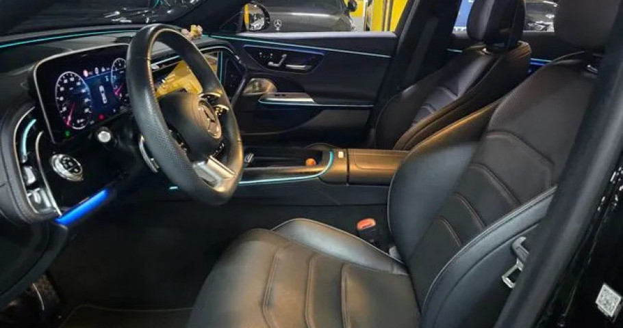 Mercedes-Benz E-Class 