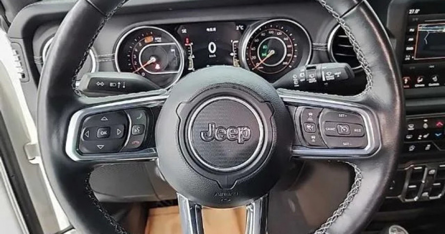 Jeep Wrangler 