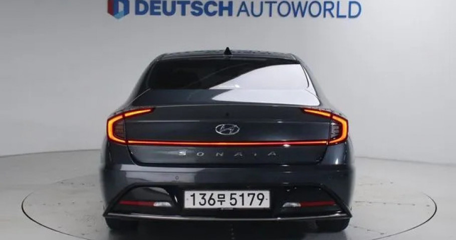 Hyundai Sonata 