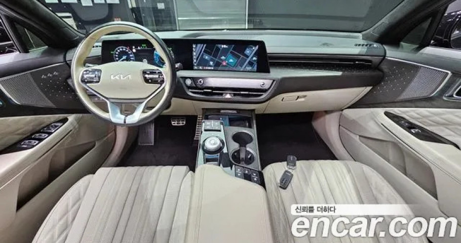 Kia K8 