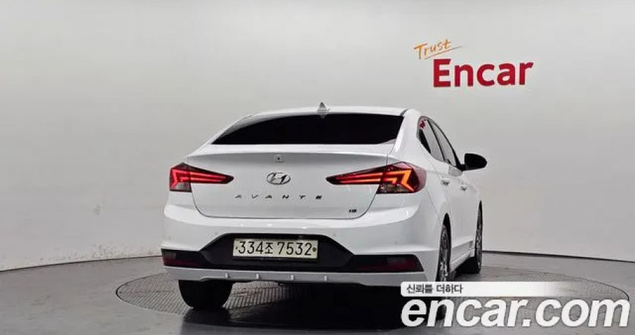Hyundai Avante (Elantra) 