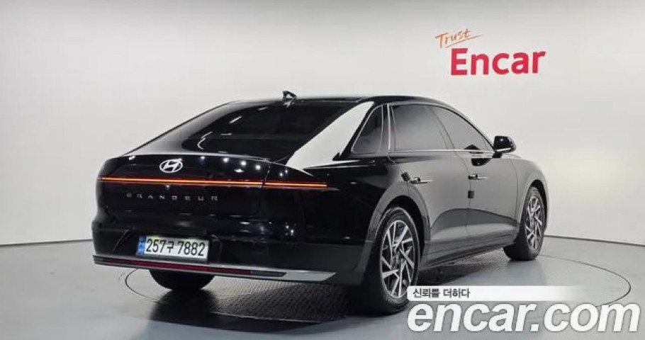 Hyundai Grandeur 
