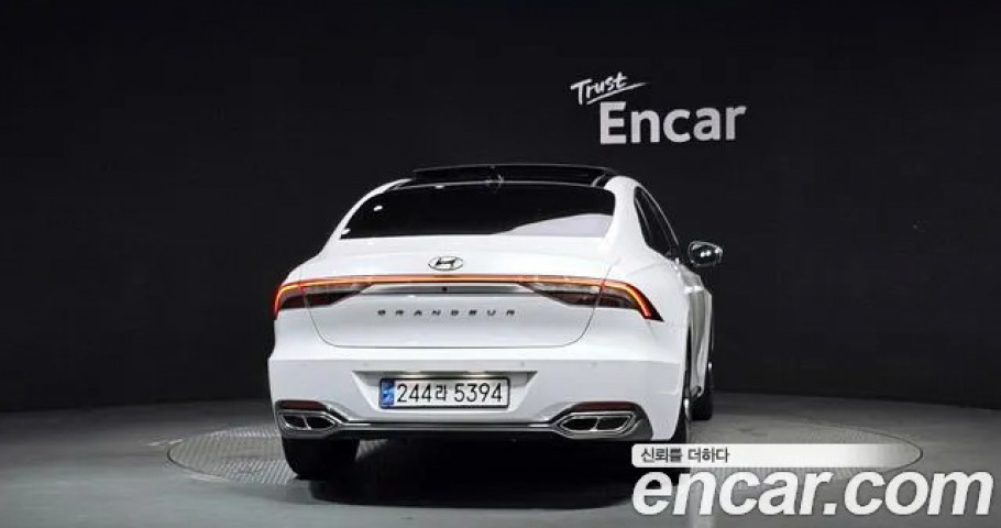 Hyundai Grandeur 