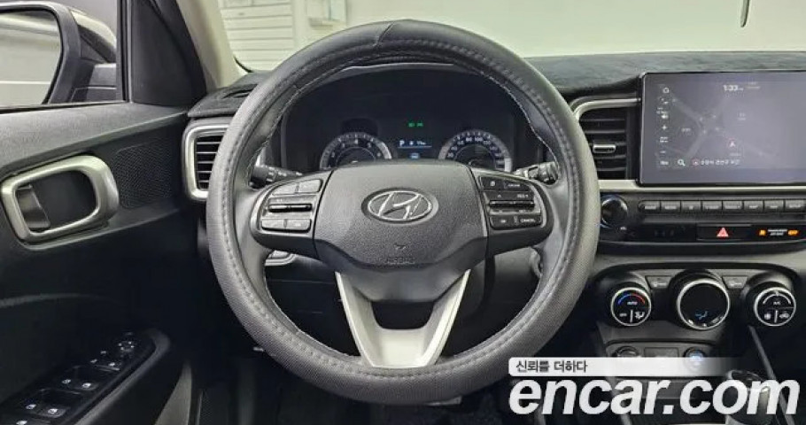 Hyundai Venue 