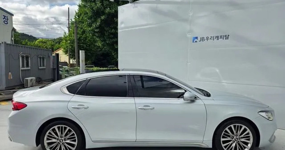 Hyundai Grandeur 