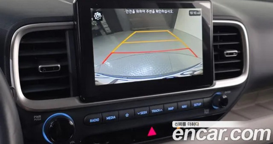 Hyundai Venue 