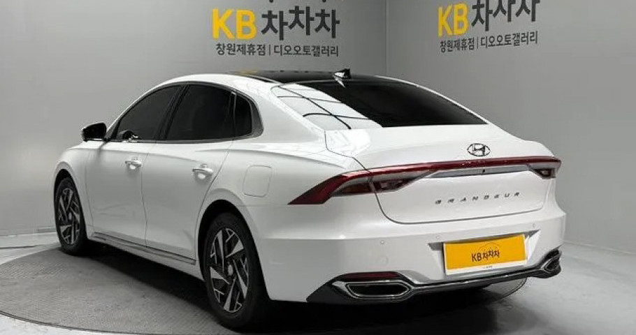 Hyundai Grandeur 