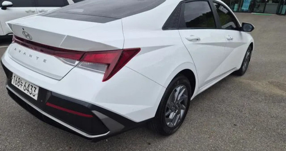 Hyundai Avante (Elantra) 