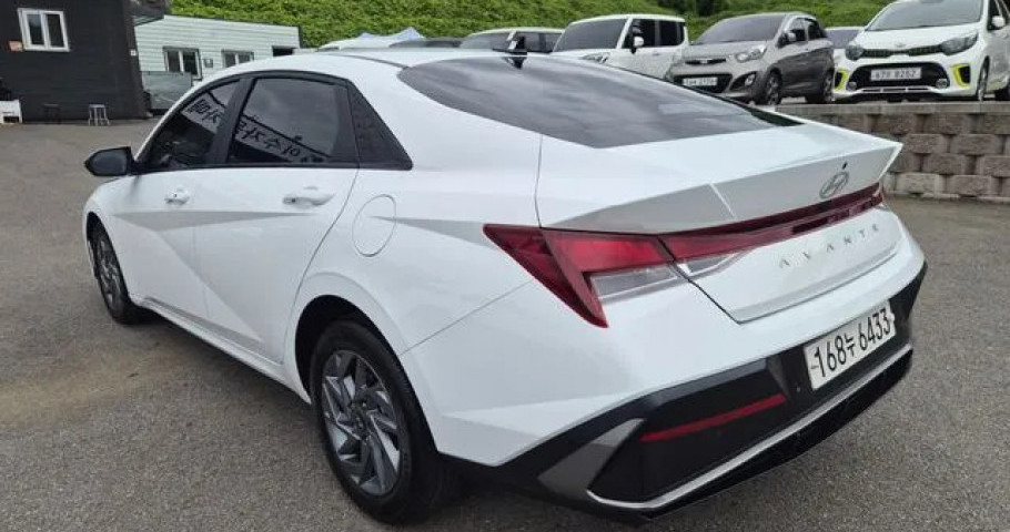 Hyundai Avante (Elantra) 