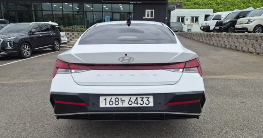 Hyundai Avante (Elantra) 